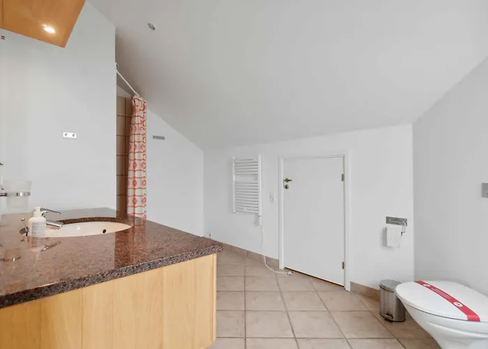 Cozy And Bright Summer House On Bornholm Nyaraló *