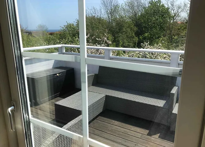 Cozy And Bright Summer House On Bornholm *