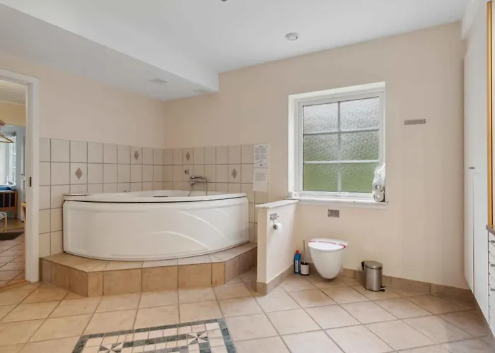 Cozy And Bright Summer House On Bornholm *